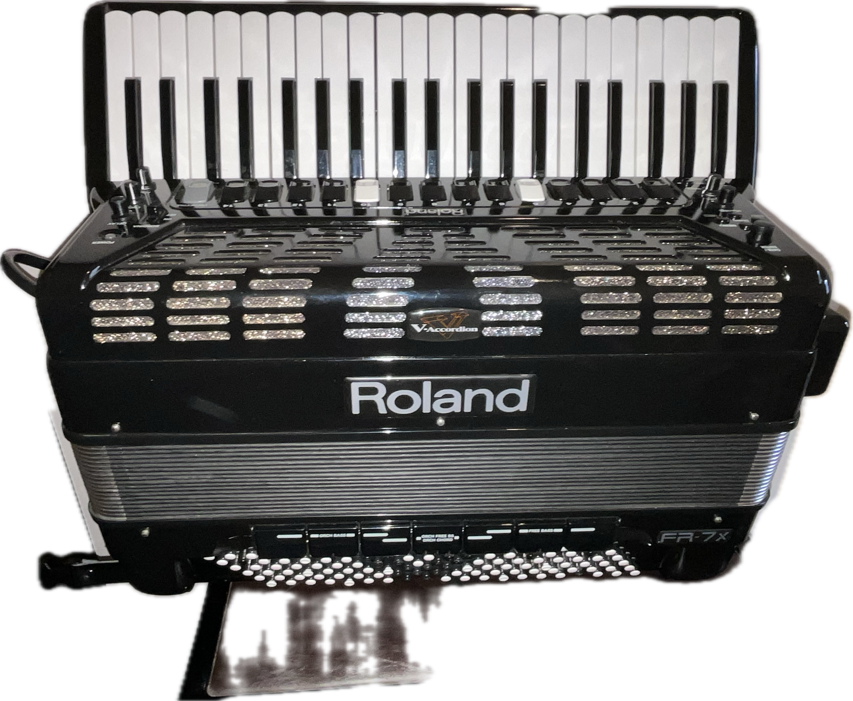 Second hand store roland accordion